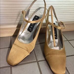 Allure Heel Satin Dress Shoes